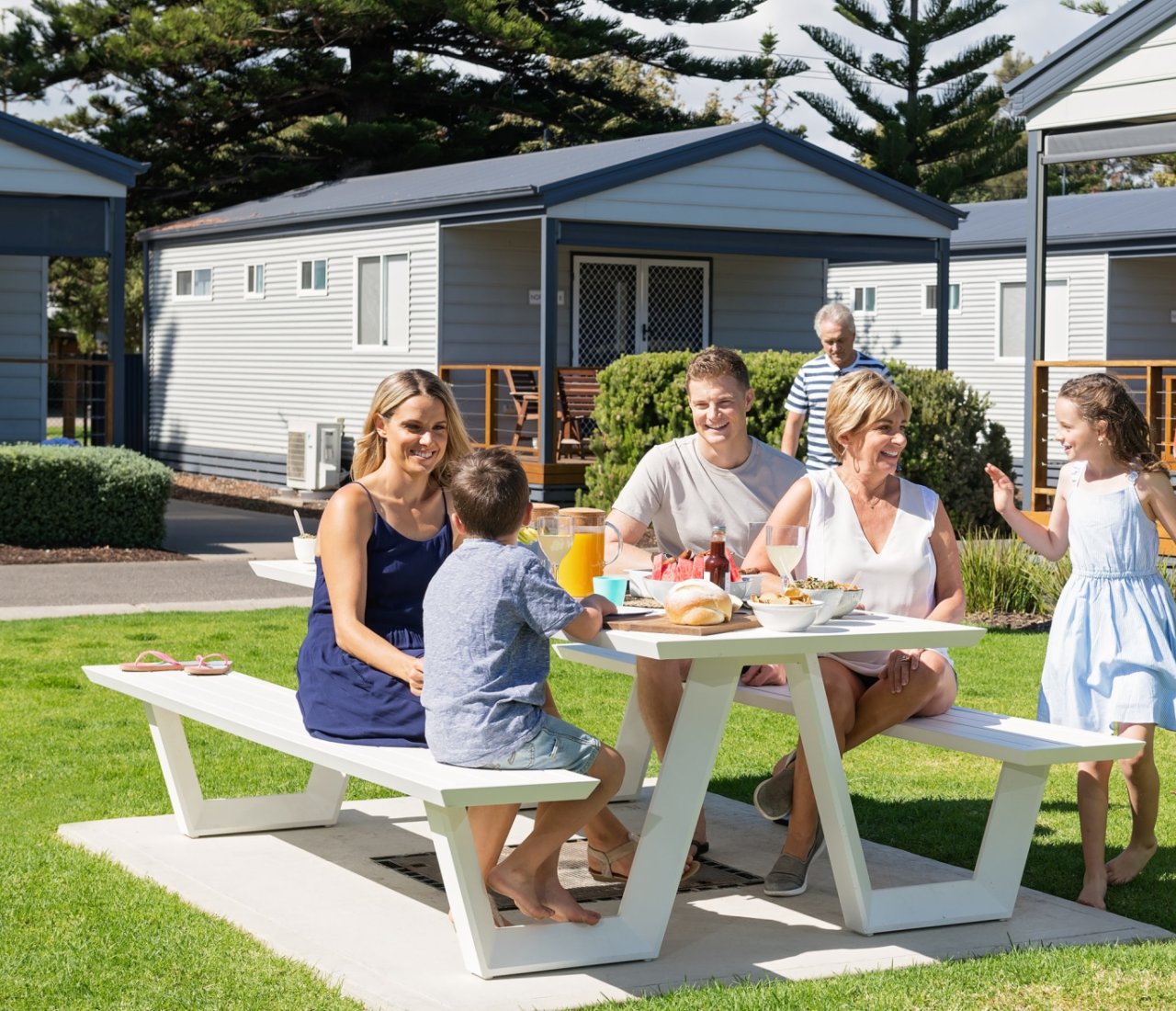 BBQ BIG4 West Beach Parks